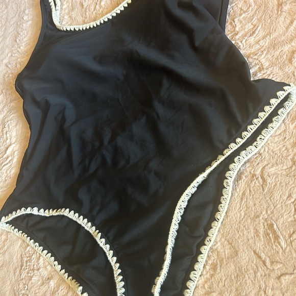 One-piece swimsuit in size XL • mossimo - Picture 5 of 10